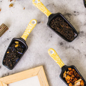 Colher Medida de porcelana Take Amarelo - Tea Shop - Tea Shop Brasil